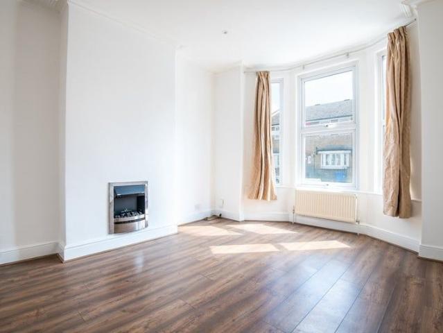 3 Bed Terraced House, Marmont Road, SE15