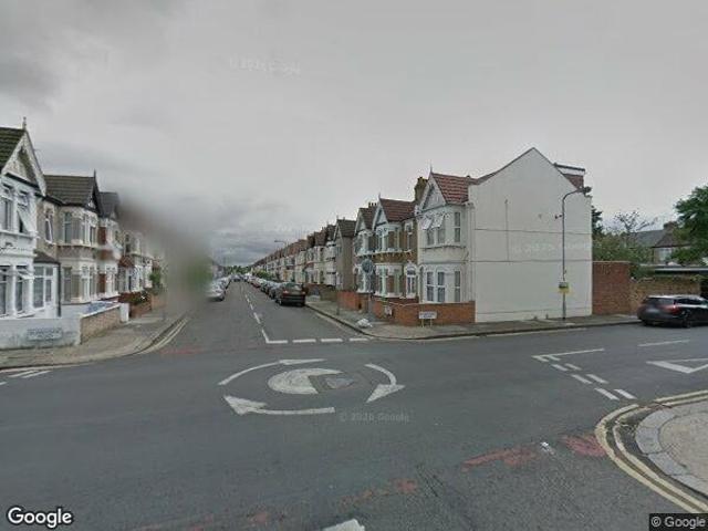 3 Bed Terraced House, Mortlake Road, IG1