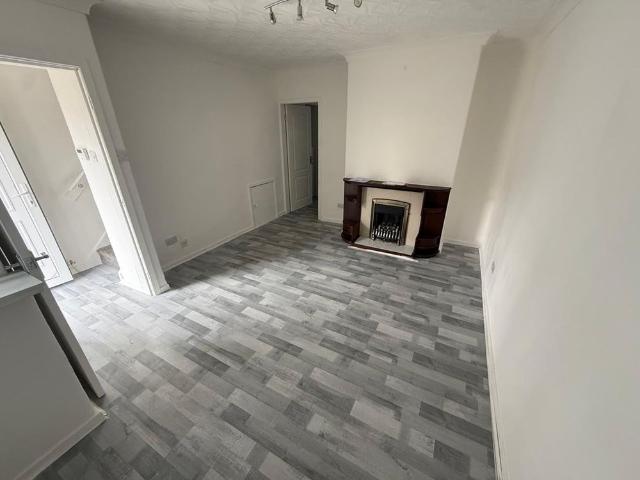 3 Bed Terraced House, Ramsey Street, M40