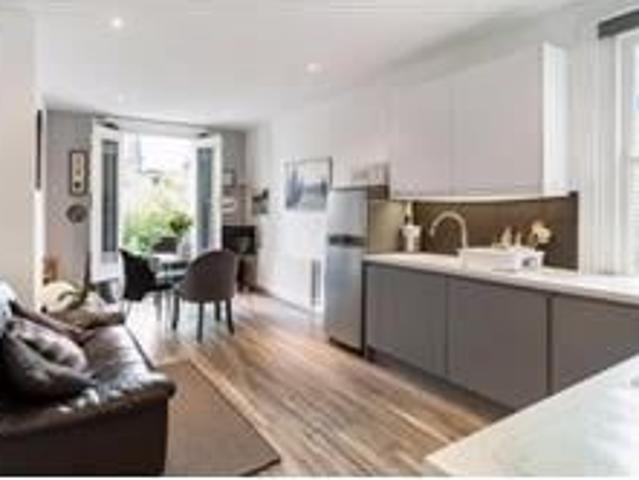 3 Bed Terraced House, Sedlescombe Road, SW6