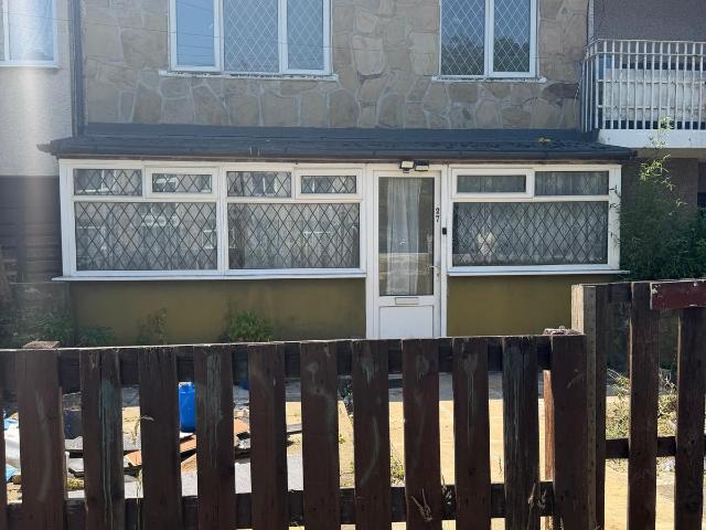 3 Bed Town House Tenbury Fold Bradford BD4 Letz Move