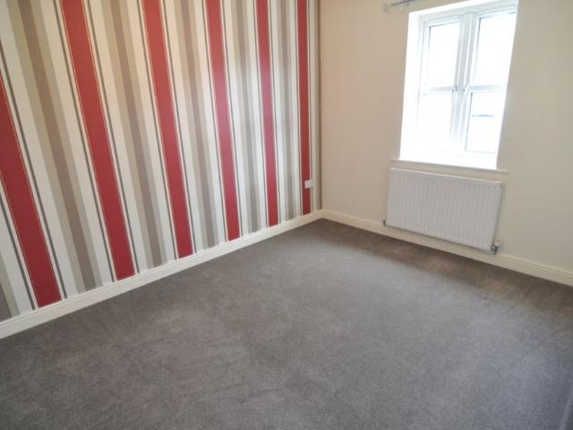 3 bed Town House To Let