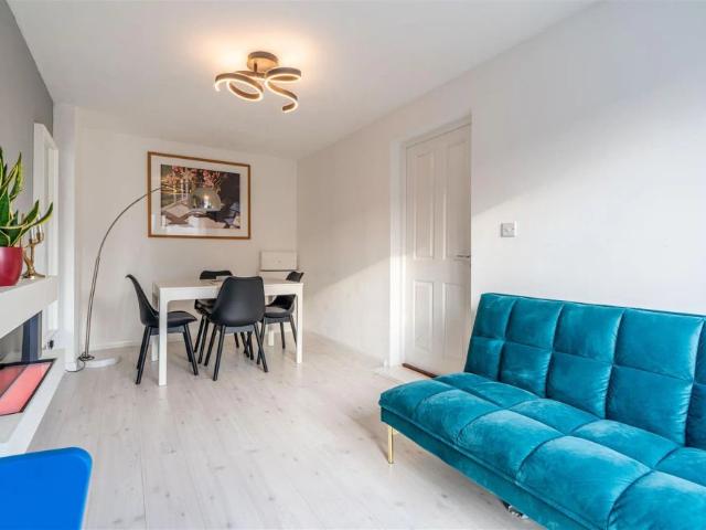 3 bed town house to rent in Elemore Close, Newcastle Upon Tyne, NE13