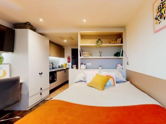 3 Bed Apartment