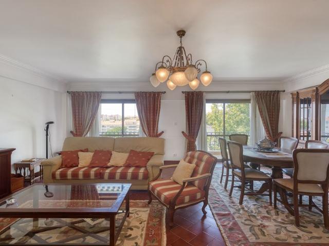 3 bed apartment Alagoa, Carcavelos