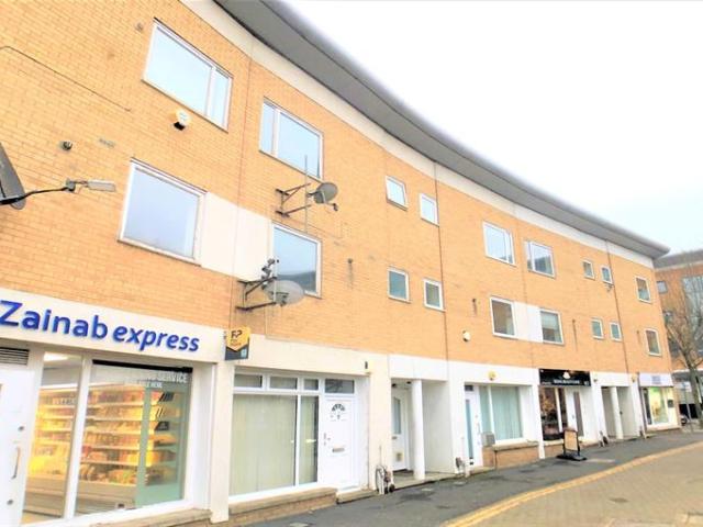 3 bed Apartment For rent