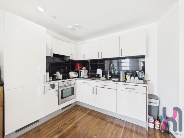 3 bed apartment to let in Manchester