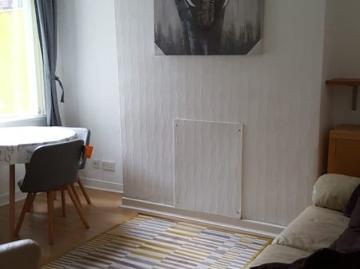3 Bed. Bills incuded. 10 mins from UoL