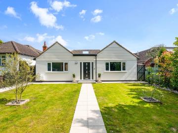 3 bed bungalow let