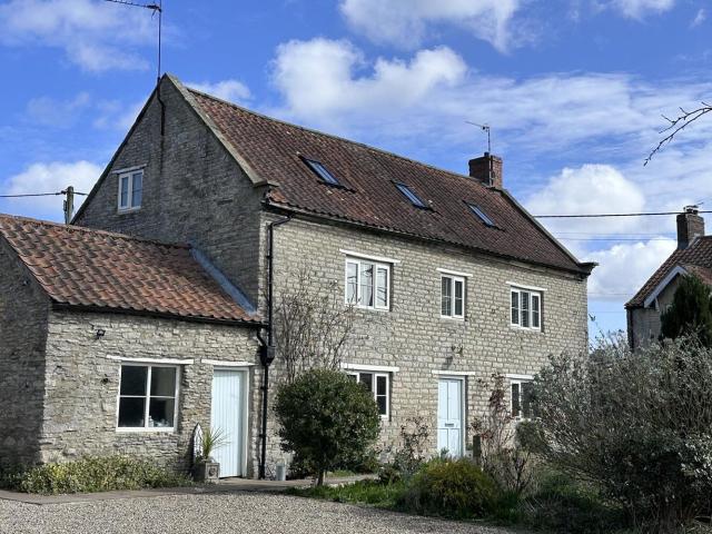 3 Bed Cottage Detached to let