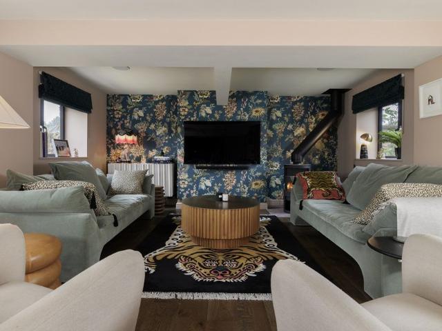 3 bed Cottage To Let