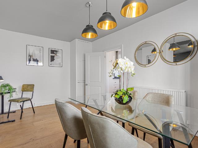 3 bed Detached House To Let