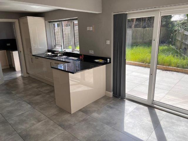 3 Bed – Detached House – Willowtree. 3 bed detached house to rent £1,450 pcm £335 pw