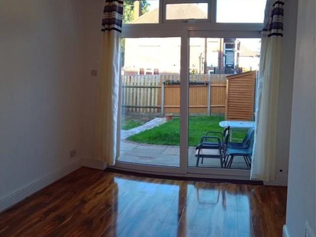 3 Bed Detached House, Barmouth Road, CR0