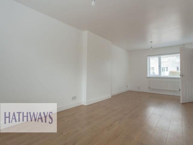3 bed end of terrace house to rent in Whitebrook Way, Cwmbran, NP44