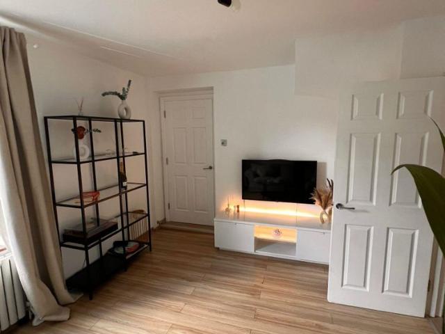 3 bed End of Terrace in Wellow Walk, Carshalton, SM5 1QJ