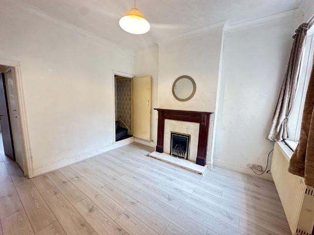 3 Bed End Terrace, Court Lane, B23