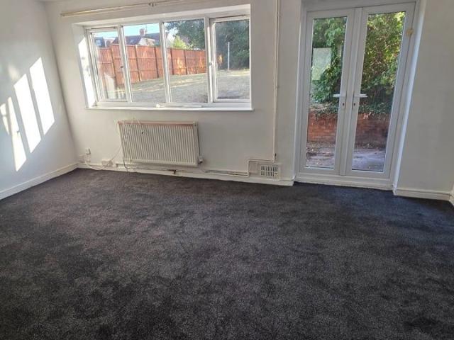 3 Bed End Terrace, Parys Road, LU3