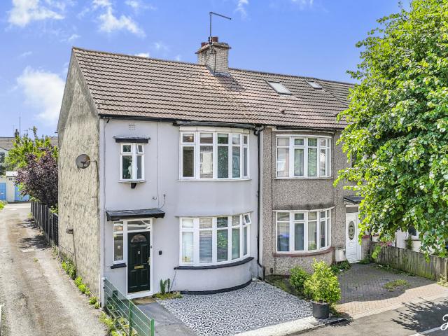 3 Bed For Sale in Southend on sea