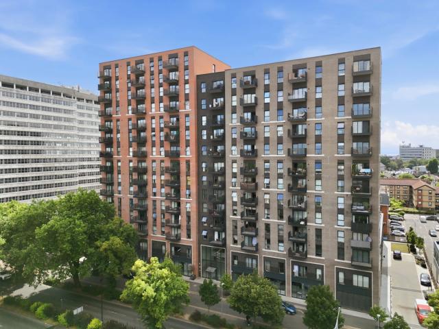 3 Bed For Sale in Southend on sea