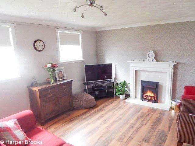 3 Bed Flat, Murrayburn Green, EH14