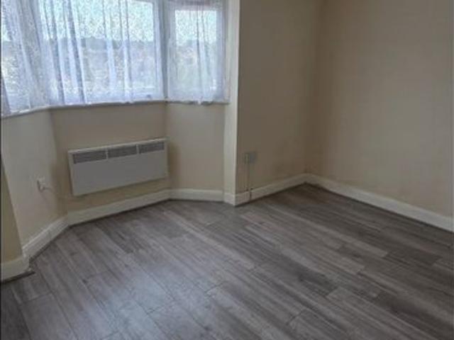 3 Bed Flat, Northolt Road, HA2