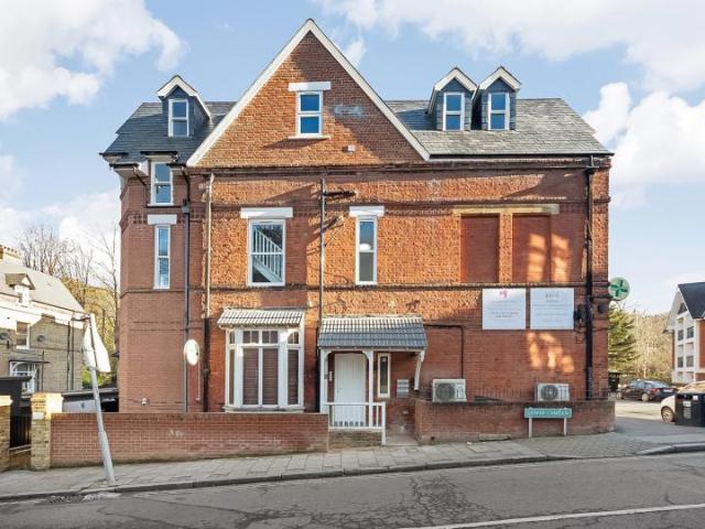 3 bed flat / apartment chislehurst road chislehurst br7 truepenny's