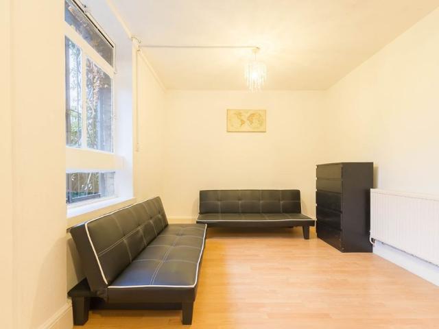 3 Bed Flat, Arthur Wade House, E2
