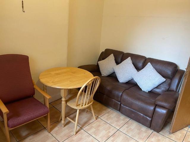 3 Bed Flat, Bank St, G12