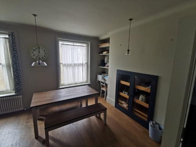 3 Bed Flat, Bristol House, WC1B