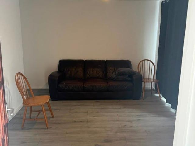 3 Bed Flat, Challice Way, SW2