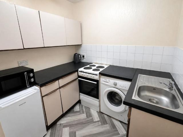 3 Bed Flat, Duke St, G31
