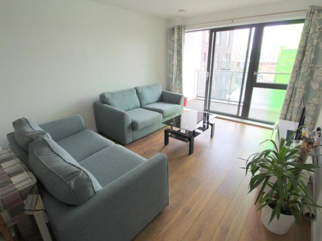 3 Bed Flat for 2 Sharers, Couple or Family