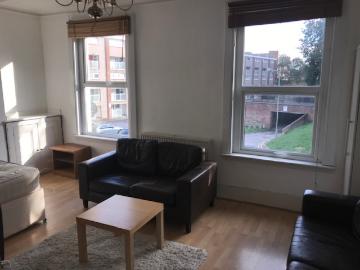 3 Bed Flat FOR RENT