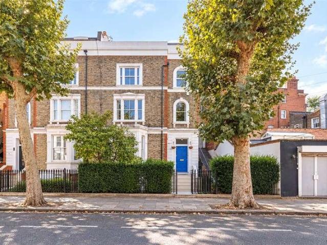 3 bed flat for sale