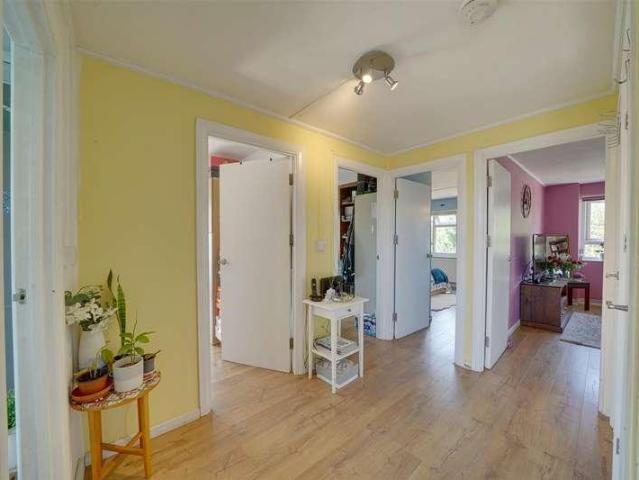 3 bed flat for sale