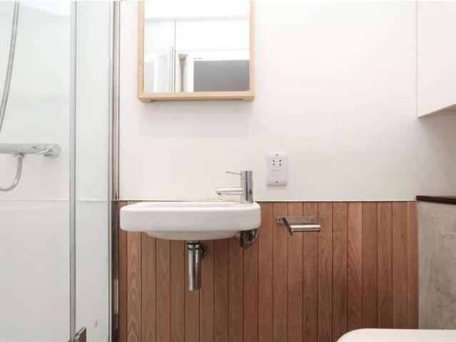 3 bed flat for sale