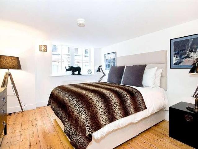 3 bed flat for sale