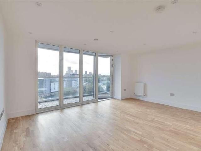 3 bed flat for sale