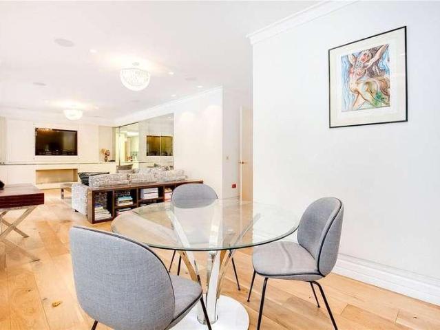 3 bed flat for sale