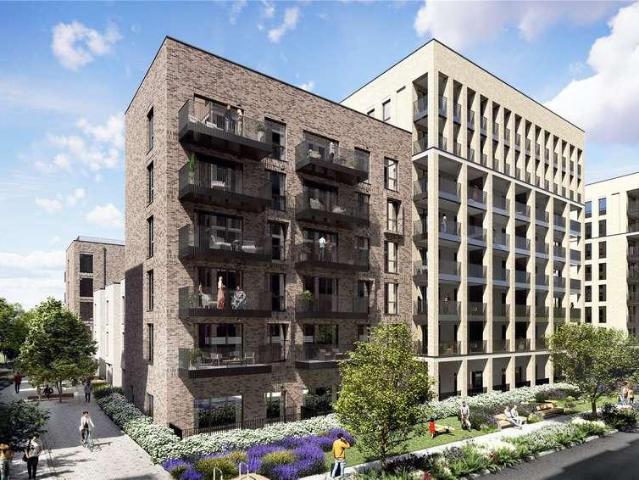 3 bed flat for sale