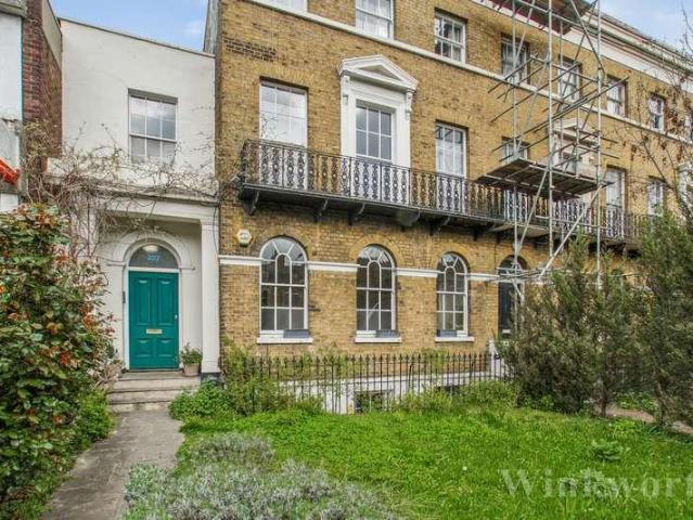 3 bed flat for sale