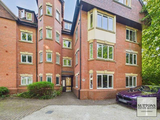 3 bed flat for sale