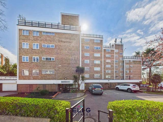 3 bed flat for sale