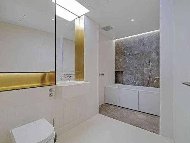 3 bed flat for sale