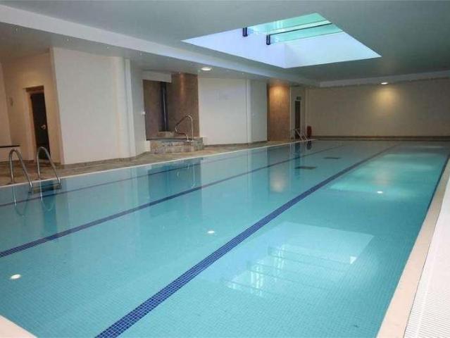 3 bed flat for sale