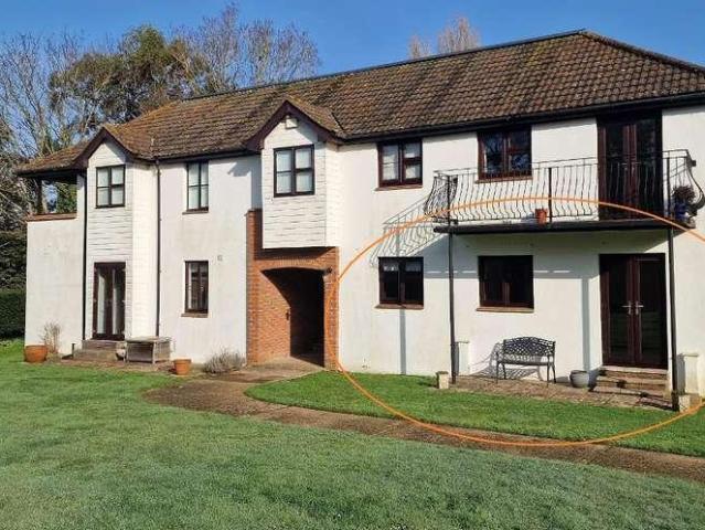 3 bed flat for sale