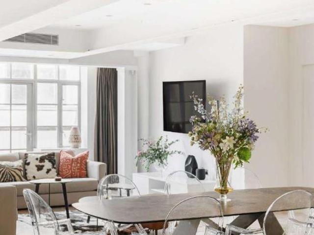 3 bed flat for sale