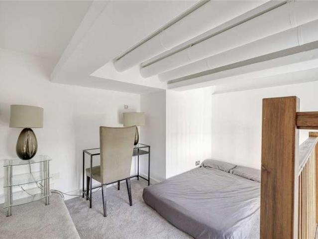 3 bed flat for sale