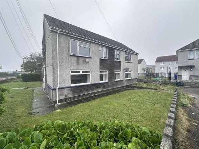 3 bed flat for sale